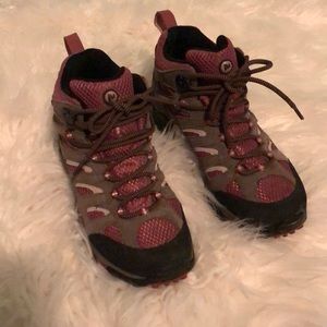 Merrell hiking boots size 8.5